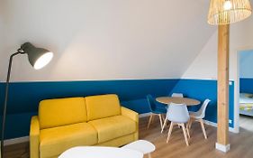 CosyBNB bleu, logement indépendant, wifi, parking, petit déjeuner